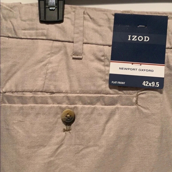 IZOD Bermuda Golf Shorts Newport Oxford 42 Waist NWT - Picture 11 of 11